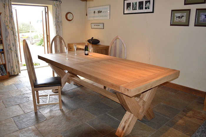 Wessex Oak 2.5m Grand Ox Bow Fix Top Dining Table